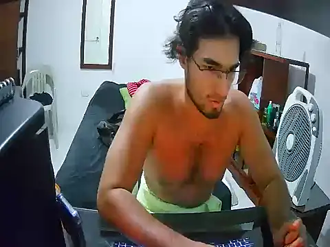 lechero226 live sex cam