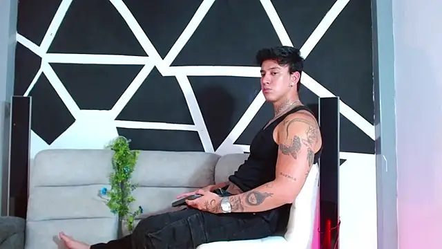 JUSTIN_FULLER1 live sex cam