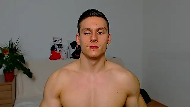 ZeinMiracles live sex cam