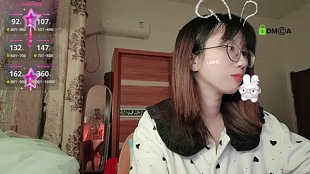 Lili_666 live sex cam