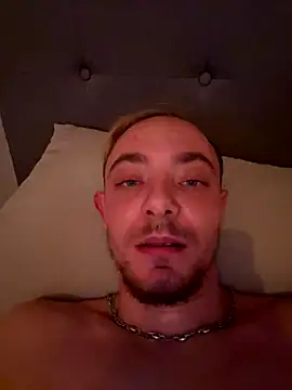 Crevette311 live sex cam