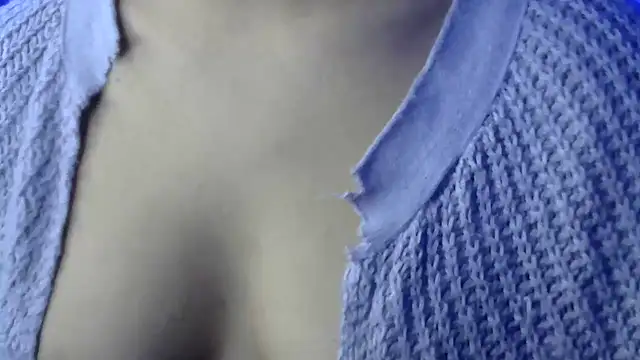 amrita2210 live sex cam