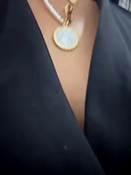 _Bella-Office1 live sex cam