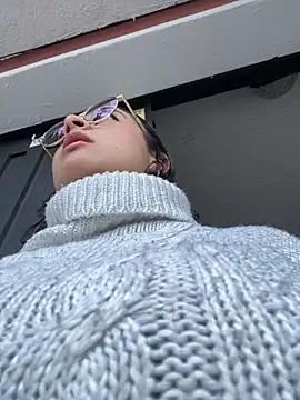 HANNAHBAKER00 live sex cam