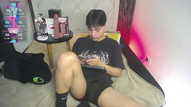 Samu_FoXXX live sex cam