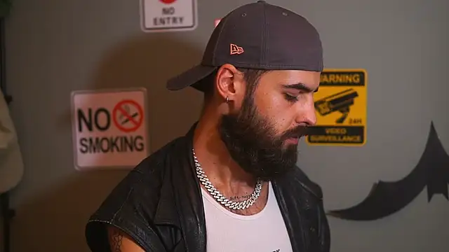 HairyRobxxx live sex cam