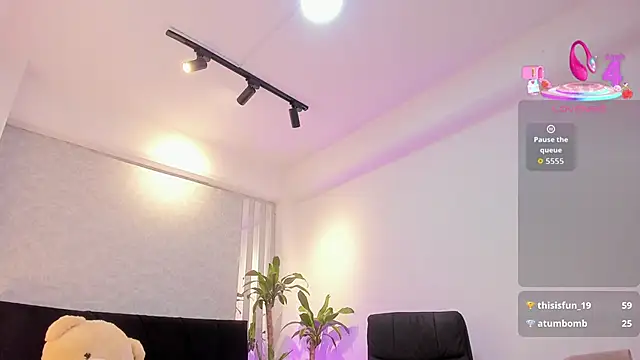 lily_cash1 live sex cam