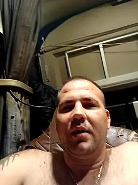 Chubbytop454 live sex cam