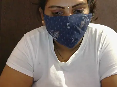 Nisha-telugu live sex cam