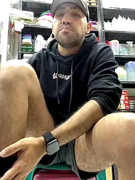 JuanZapata33 live sex cam