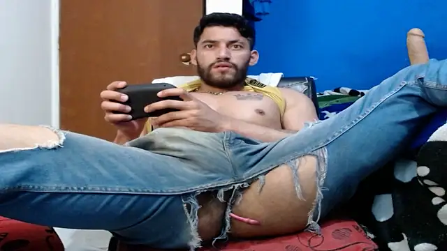ethasteban27 live sex cam