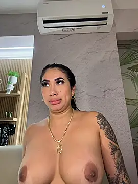 kiim_taaylor live sex cam