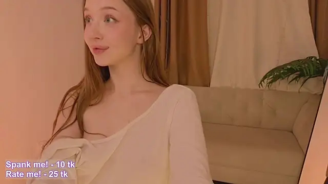 VioletMills live sex cam