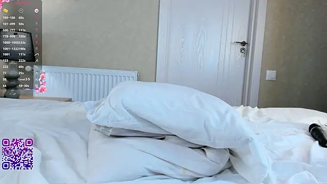 MaliaJoyal live sex cam