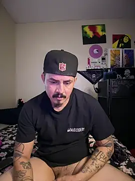 PeterGrandee live sex cam