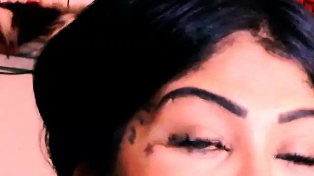 indian_dreamgirl live sex cam