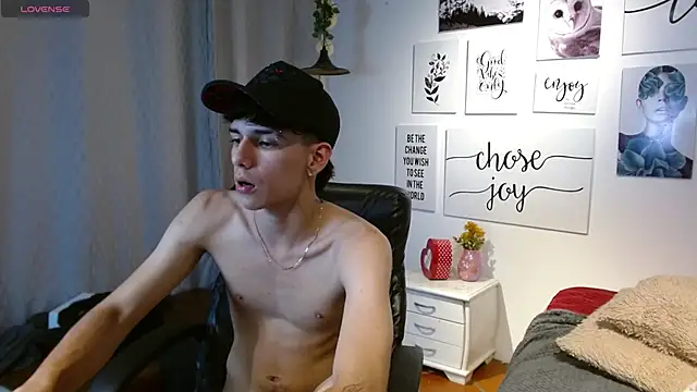 AmethystShadow17 live sex cam