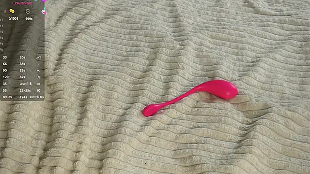 BrynnHolverson live sex cam