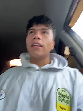 Logan_smith1 live sex cam