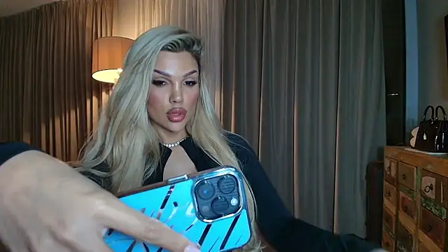 shayblonde live sex cam