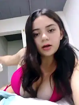 Gymena_Nadal live sex cam