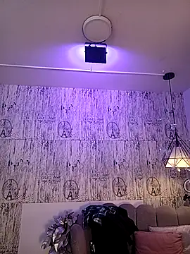 IsisBlake live sex cam