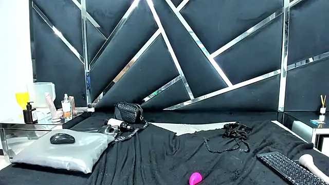 Oriana69_ live sex cam