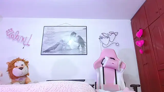 Amelie_Rousell live sex cam