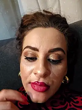 QueensInspireKings live sex cam