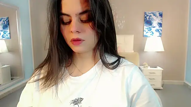 _Maddison_Ivanova_ live sex cam