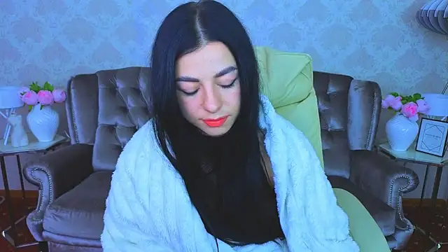 KitnissKiss live sex cam