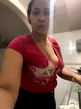 Carola-Ross live sex cam