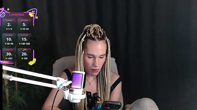 Cassie_Bae live sex cam