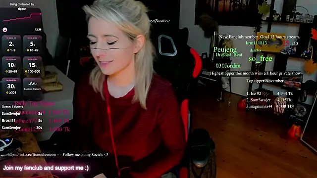 Lisaonthemoon live sex cam