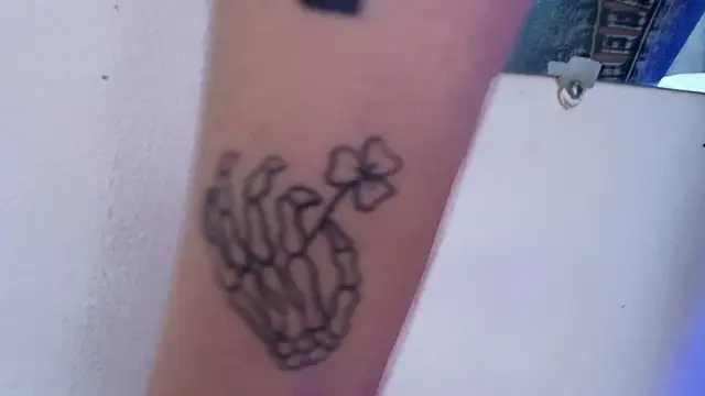 Eda_Bonne live sex cam