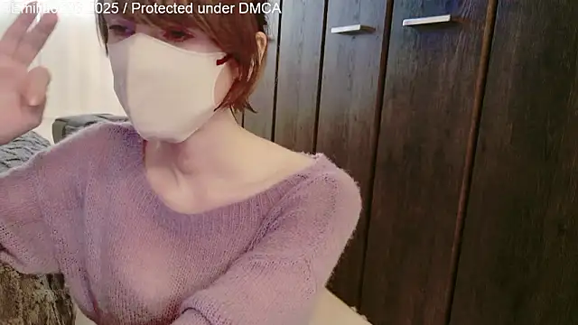 Emilia0606 live sex cam