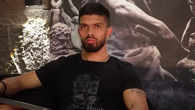 DannSaenz live sex cam