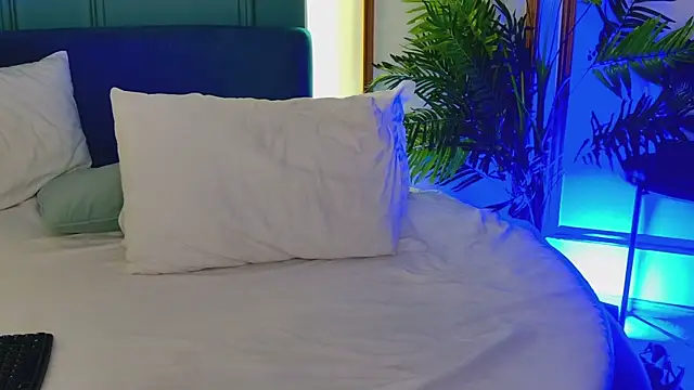 AylaPearl live sex cam