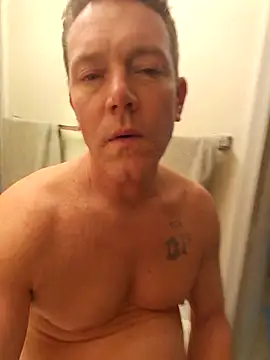 Bigtater1999 live sex cam