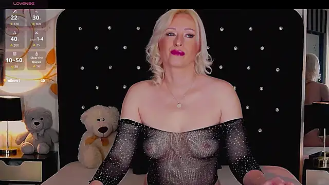 OliviaShaw23 live sex cam