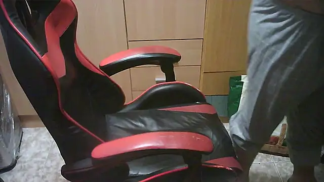 Javier_bear live sex cam