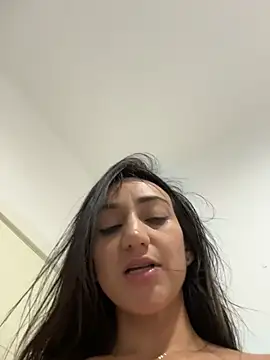 Ninabigtitied live sex cam