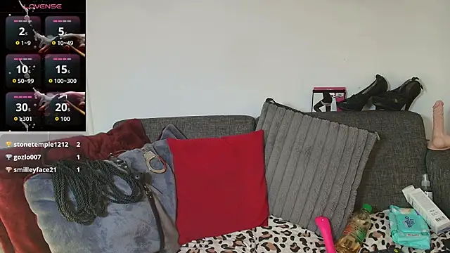 Kim_raver40 live sex cam