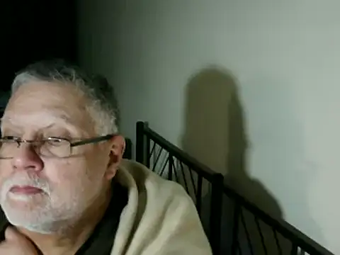 100Tauros live sex cam