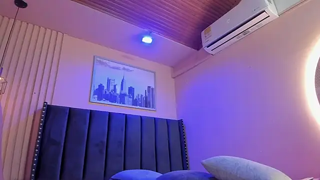 viiolett_lee live sex cam