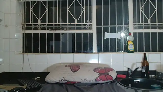 ChoklitBerry live sex cam