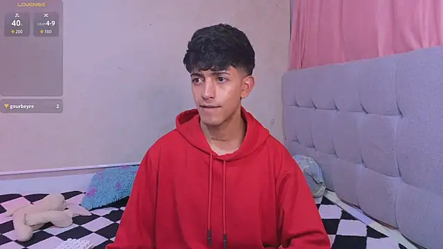 teobrowny live sex cam