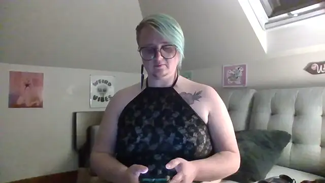 queerlyjaz live sex cam