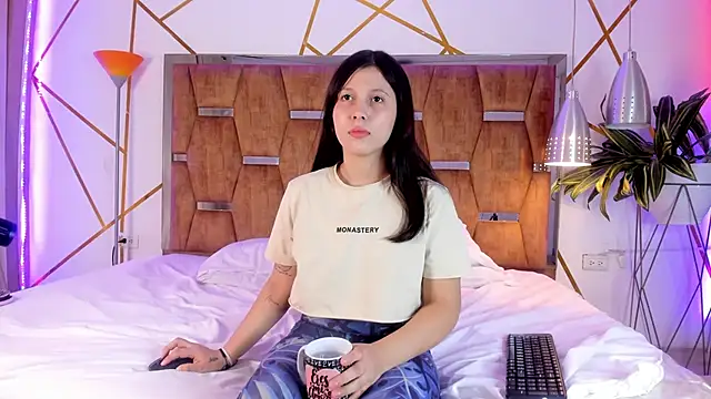 isa_Leo live sex cam