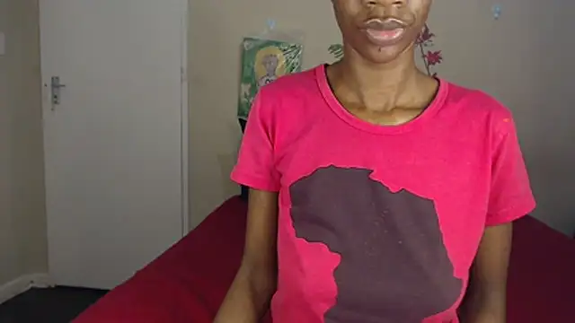 Blacktittiex02 live sex cam